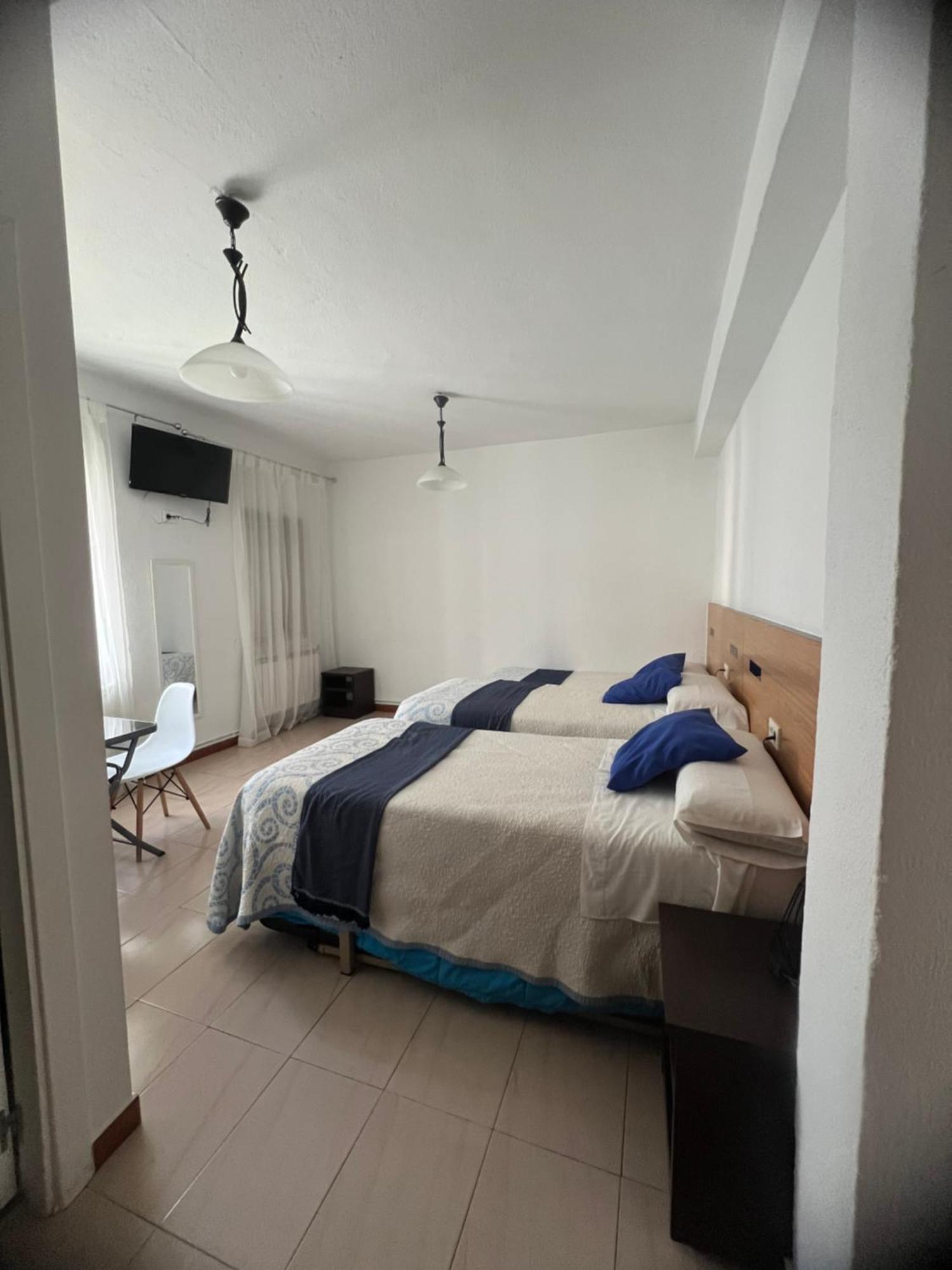 Triple Room Bathroom
